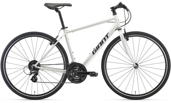 GIANT/ エスケープ R3